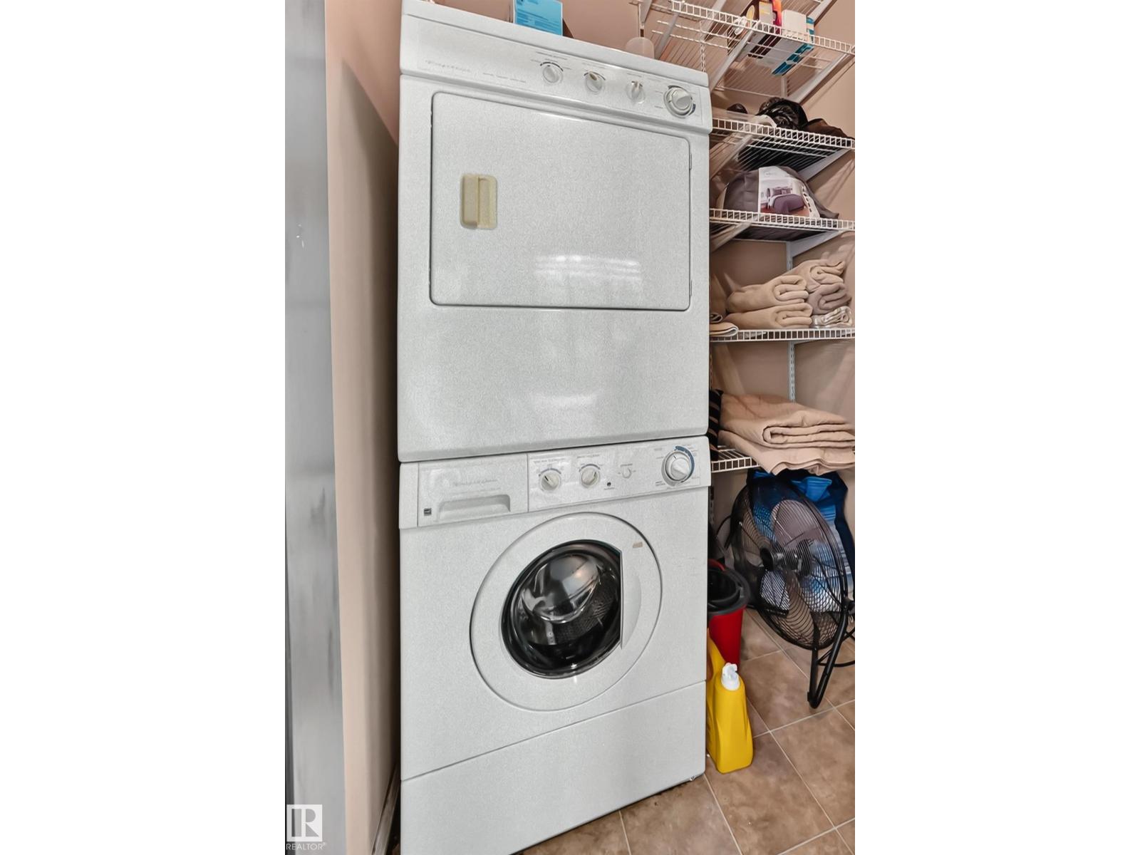 #226 4831 104A ST NW - 33