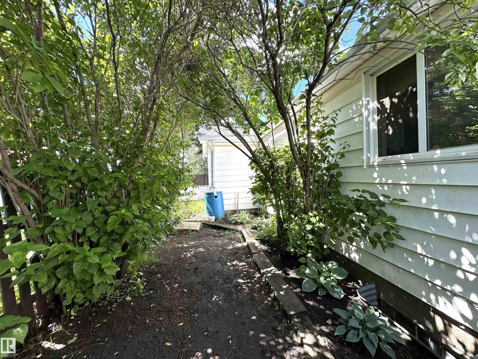 825 2 ST - photo 3