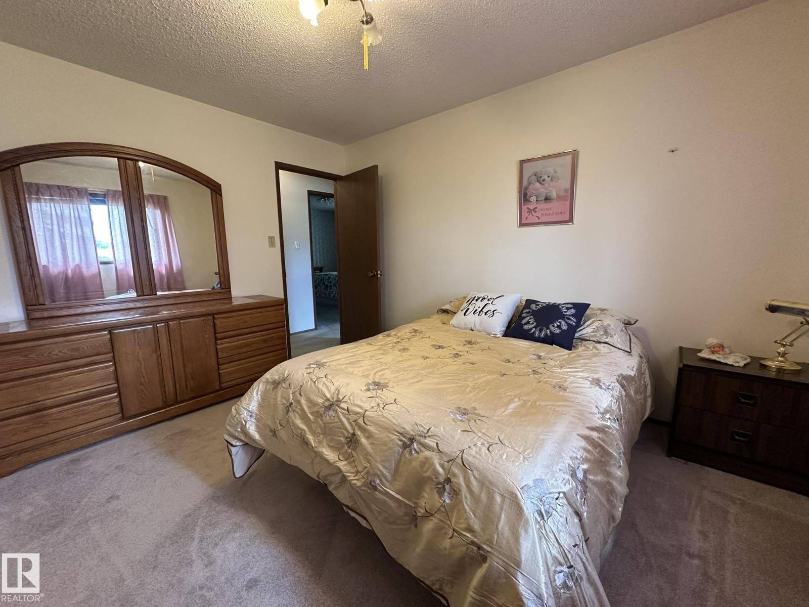60256 163 Range RD — photo 26