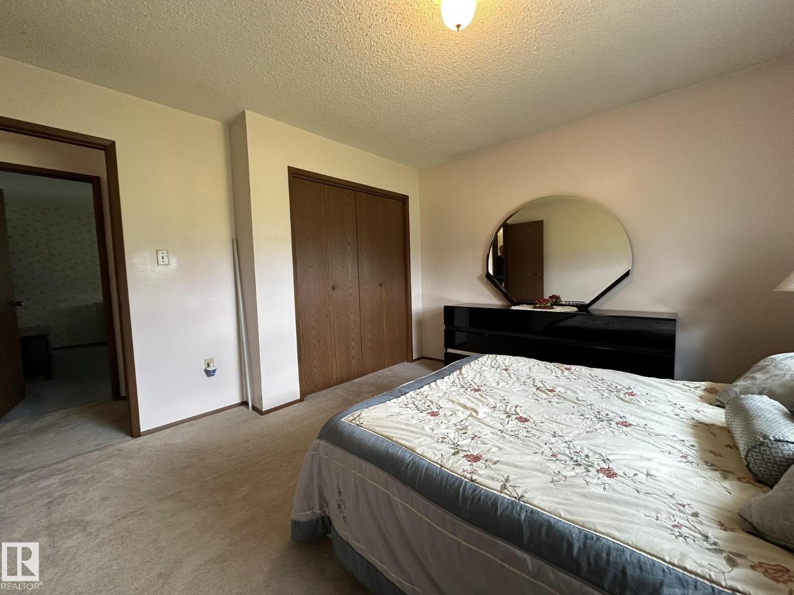60256 163 Range RD — photo 29
