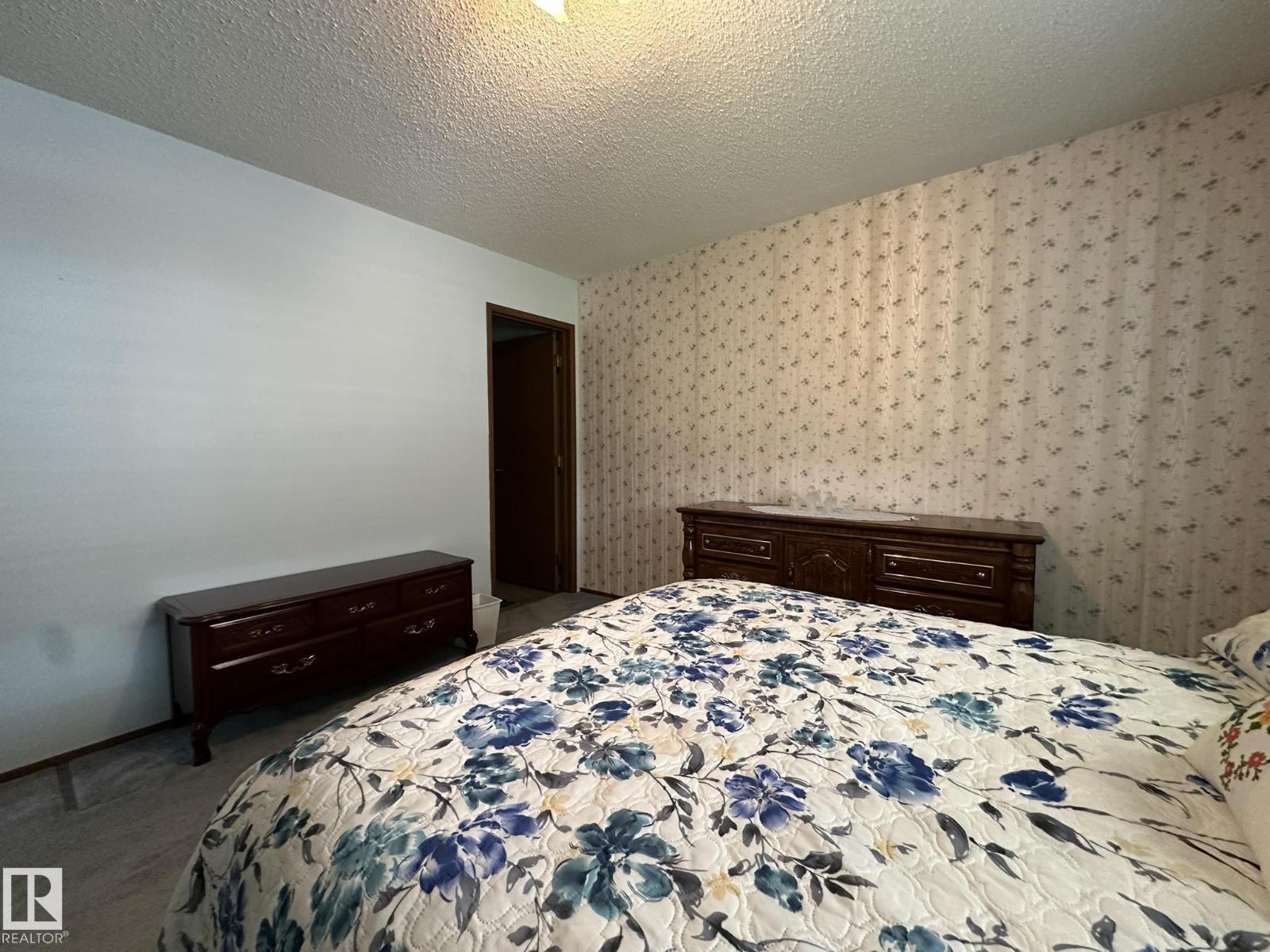 60256 163 Range RD — photo 33