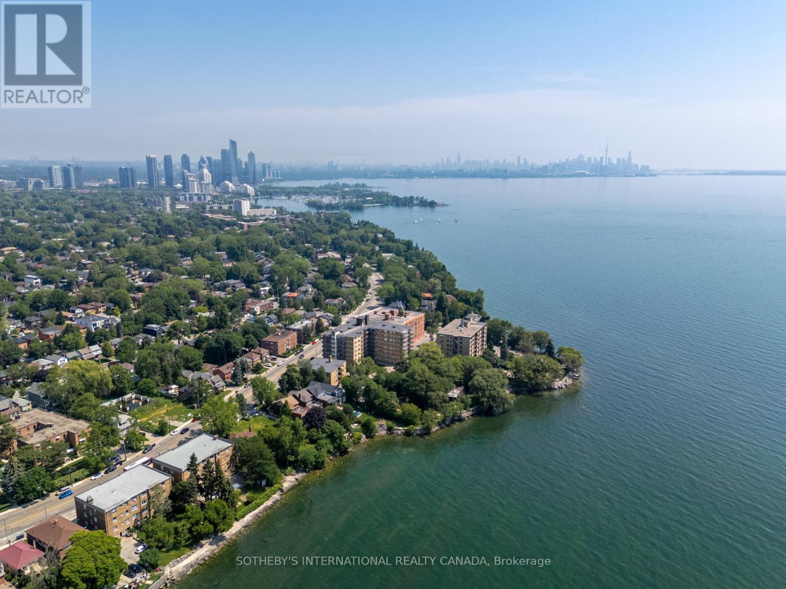 2685 LAKE SHORE BOULEVARD W - 11