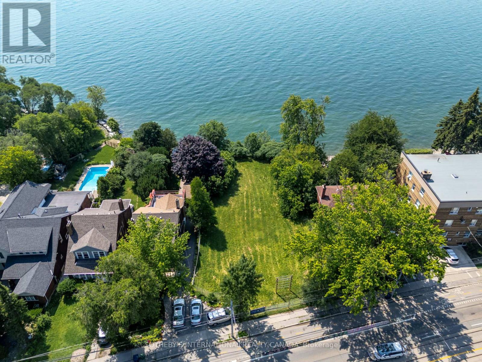 2685 LAKE SHORE BOULEVARD W - 2