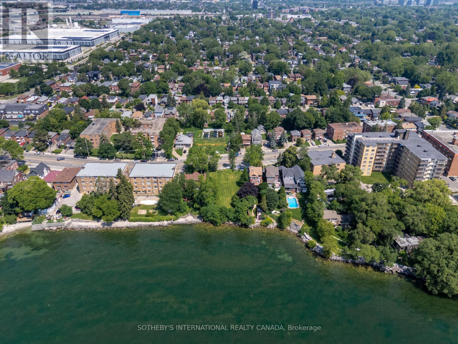 2685 LAKE SHORE BOULEVARD W - 7