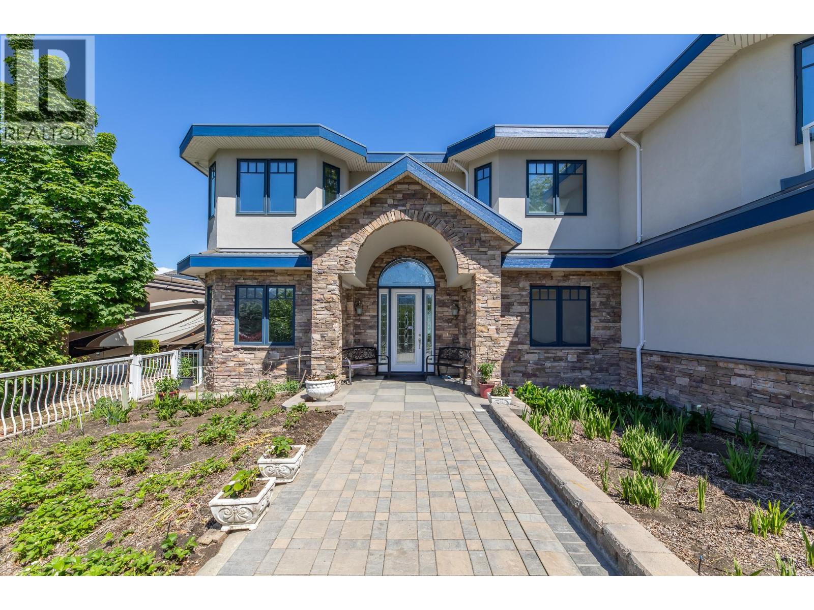 2350 Landry Crescent - 5