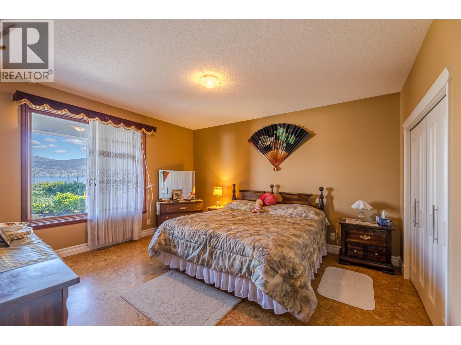 2350 Landry Crescent - 28