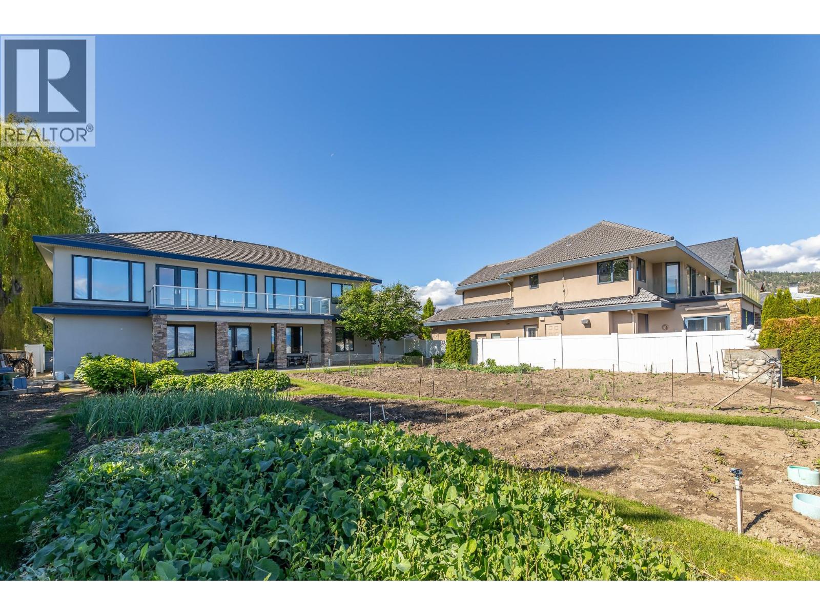 2350 Landry Crescent - 37