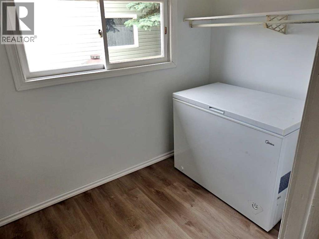 4813 48A Street — photo 13