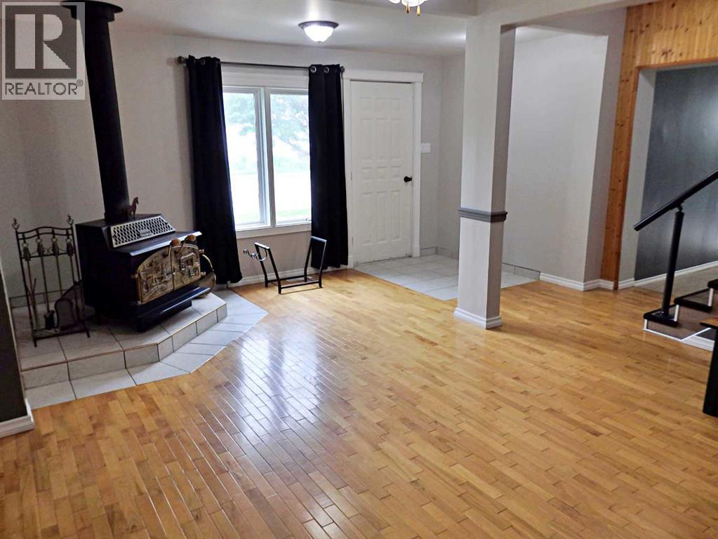 4813 48A Street — photo 23