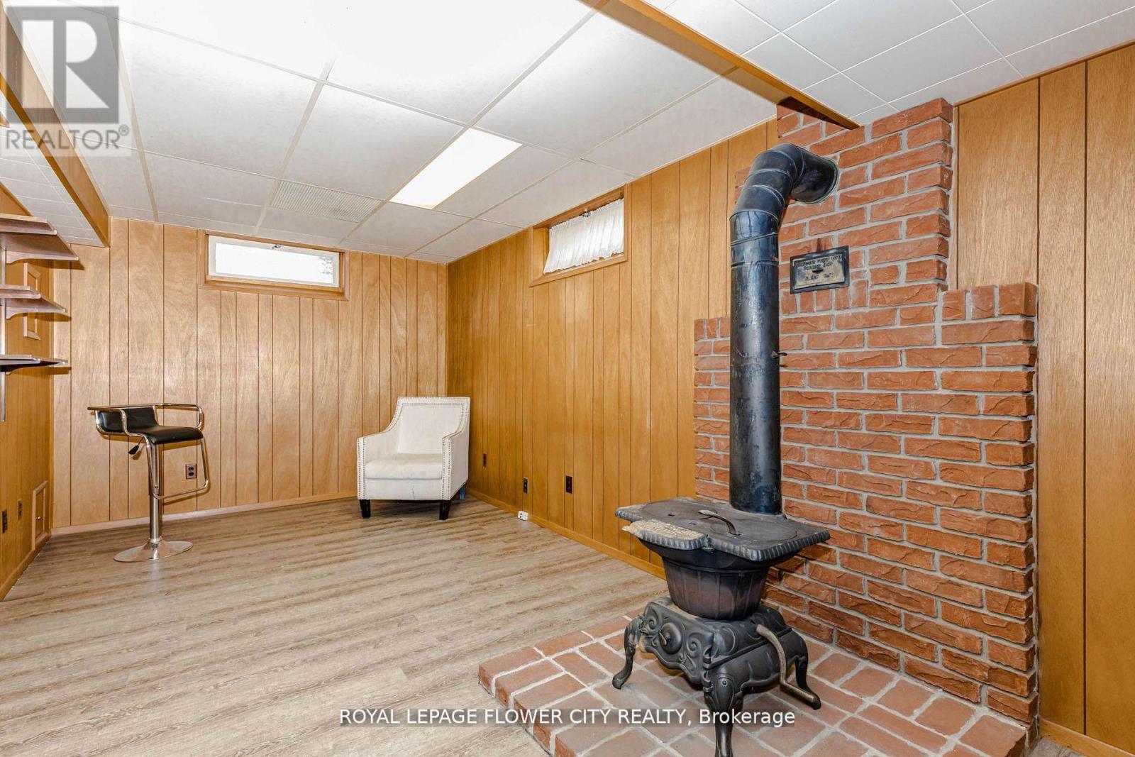 15 CUMBERLAND CRESCENT - 14
