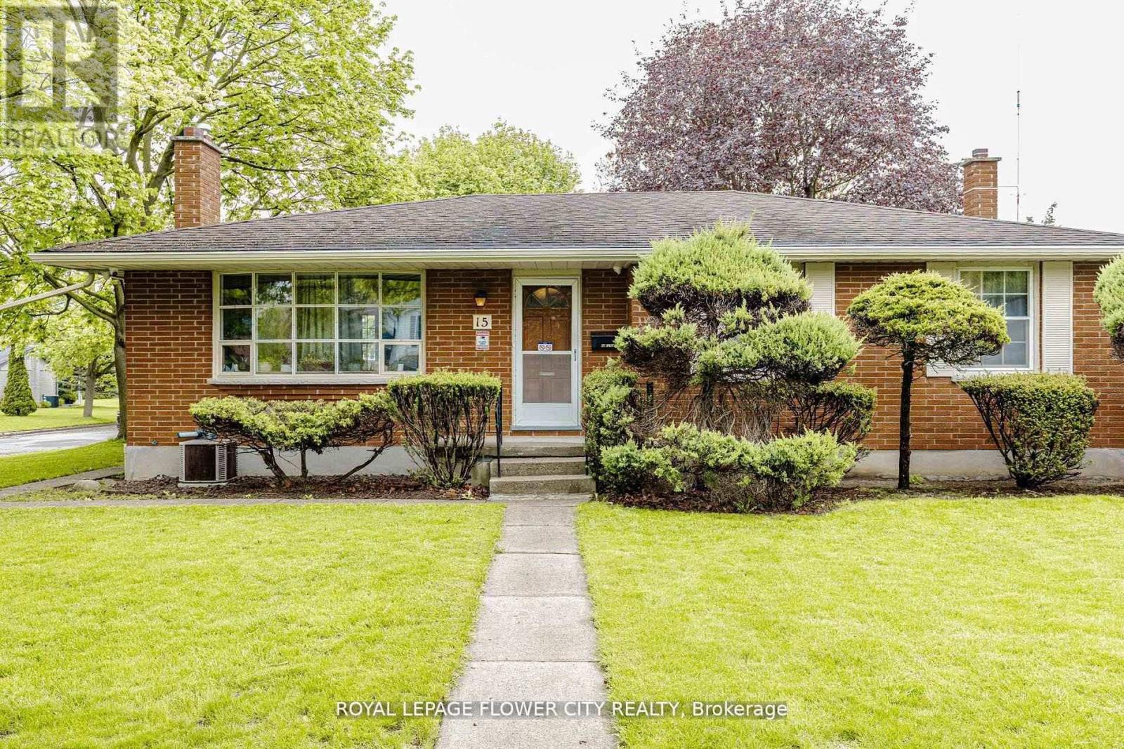 15 CUMBERLAND CRESCENT - 6