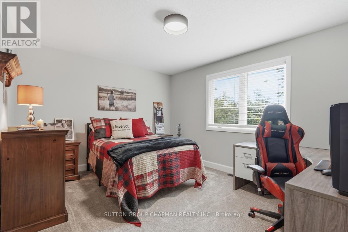 830 RIVERSIDE DRIVE - Image 27
