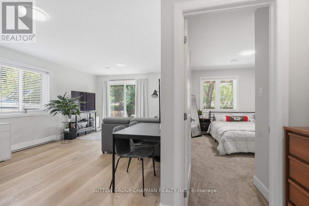 830 RIVERSIDE DRIVE - Image 38