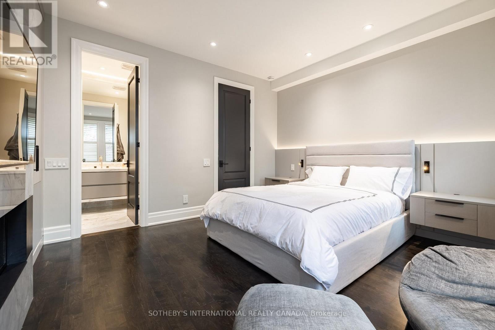33 TRANBY AVENUE - 16