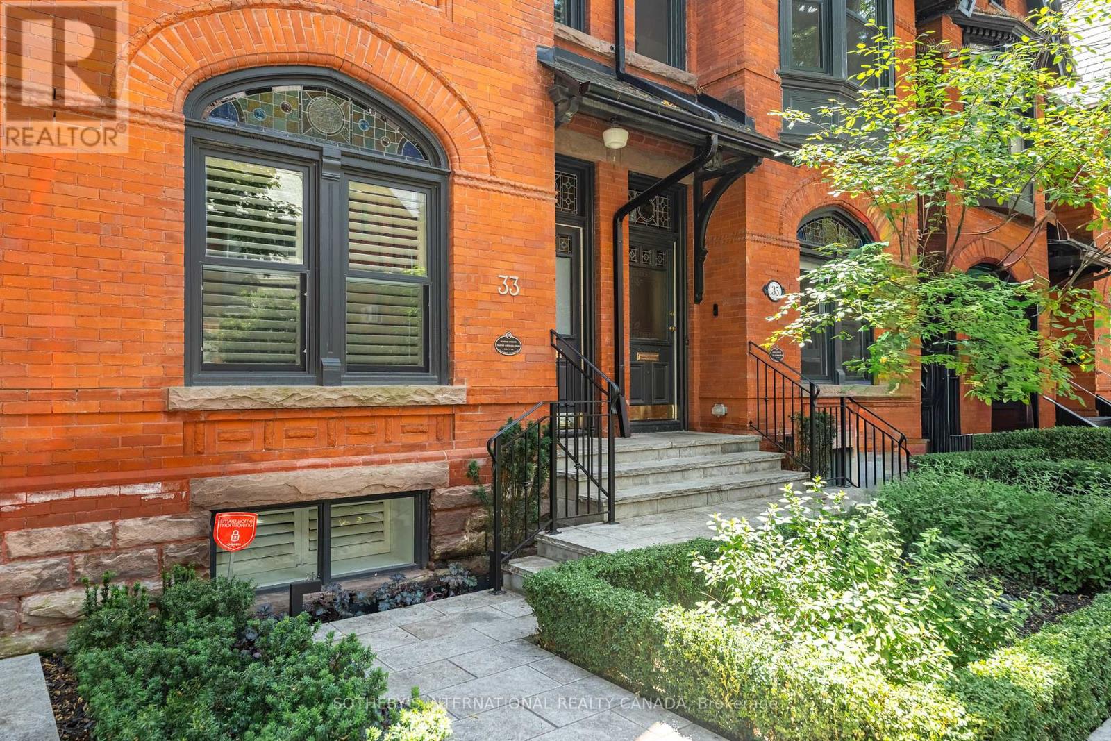 33 TRANBY AVENUE - 3