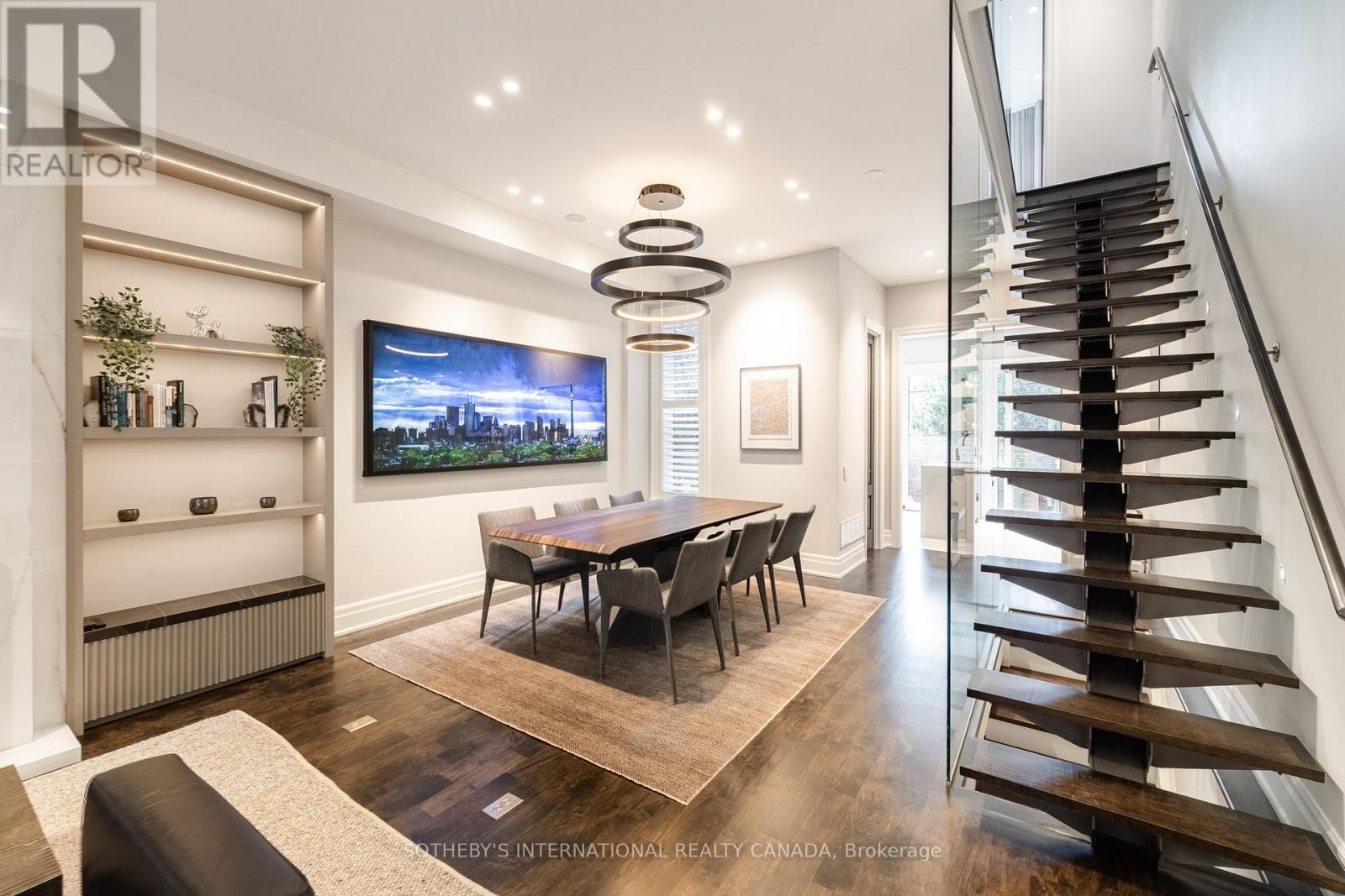 33 TRANBY AVENUE - 8