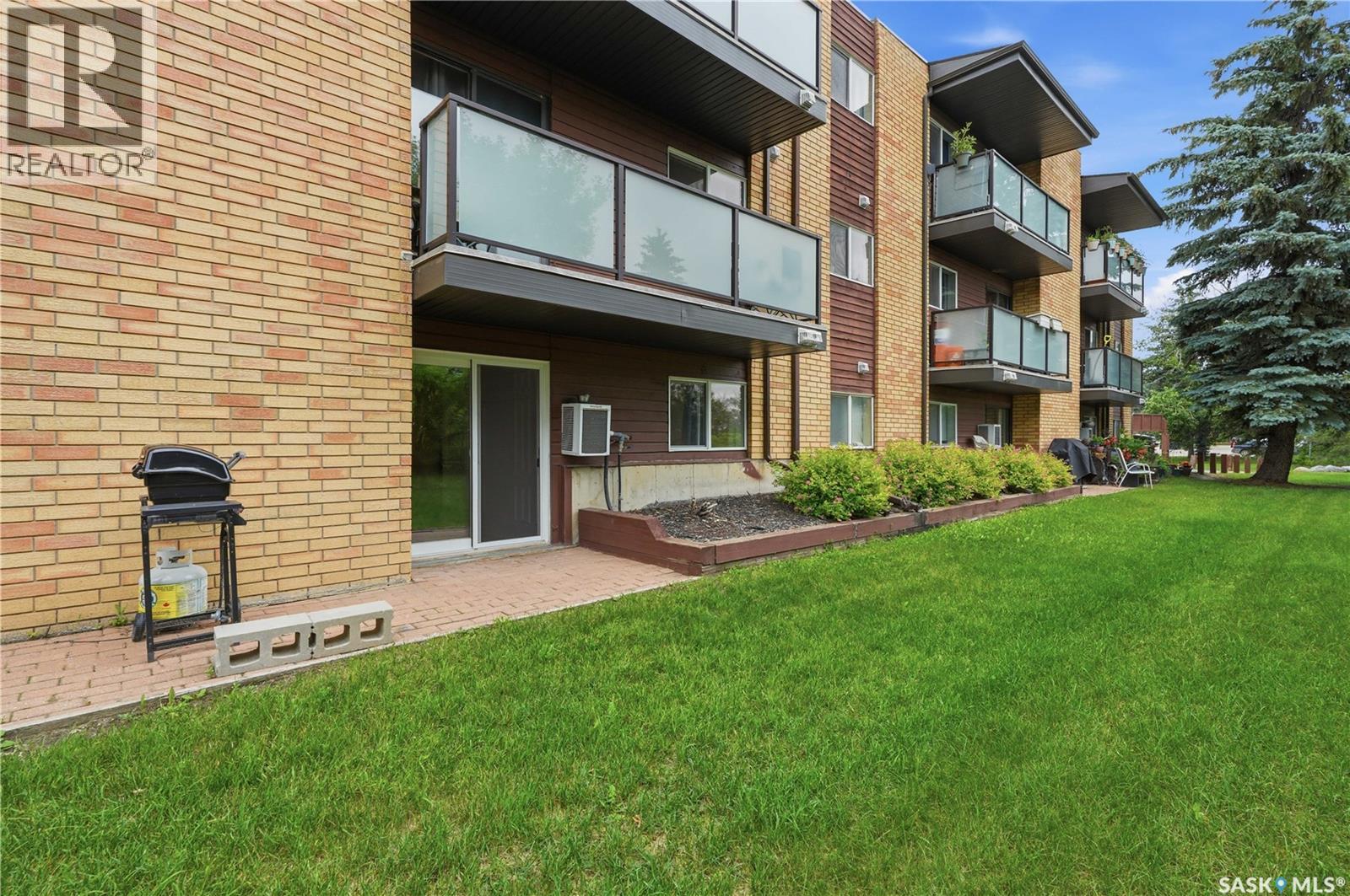 104 411 Tait COURT - photo 2