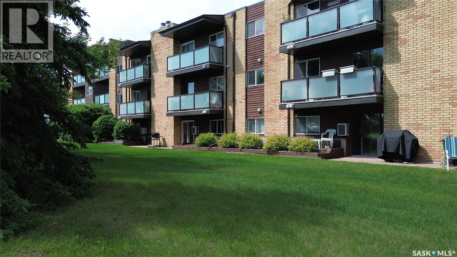 104 411 Tait COURT — photo 35
