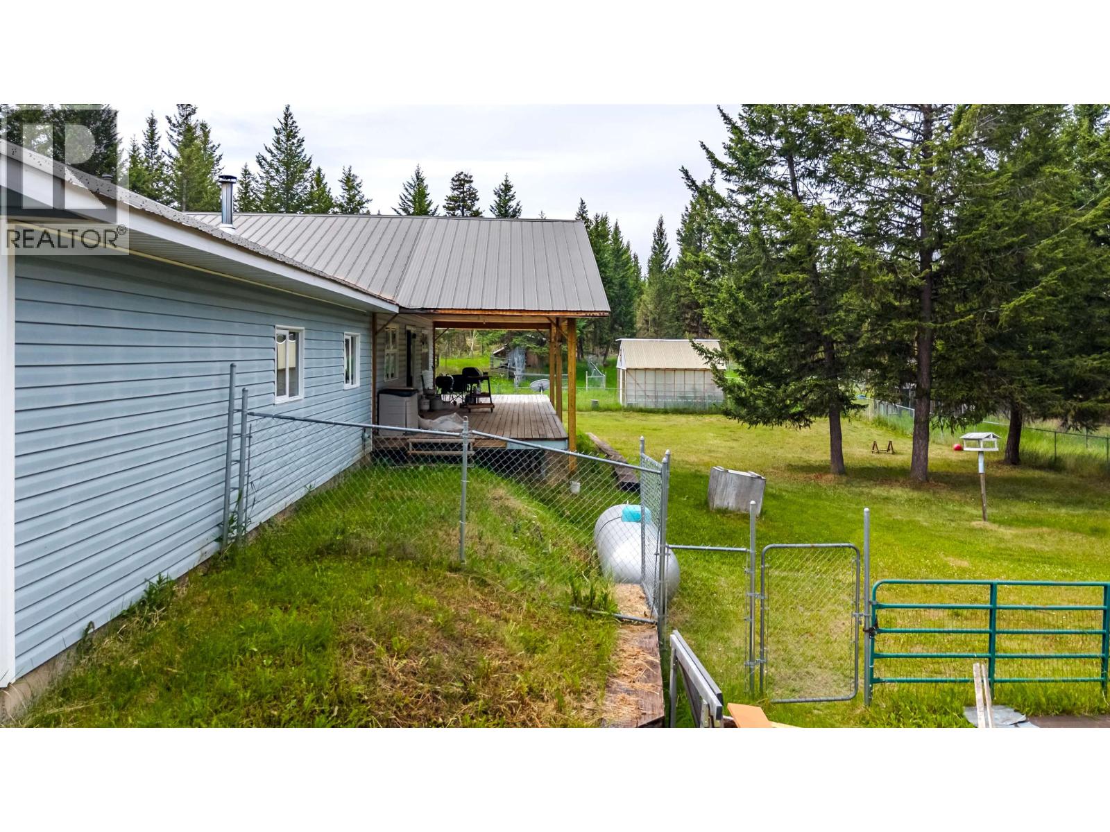 6784 BARNETT ROAD - 25