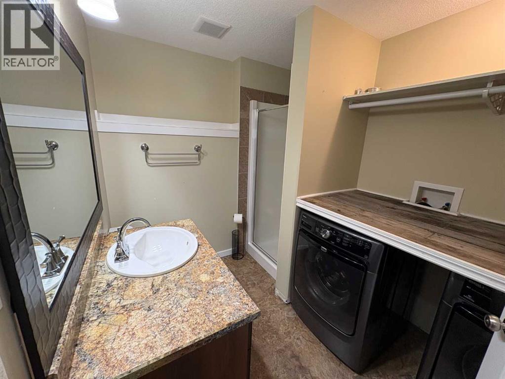 8905 107 Avenue - 21