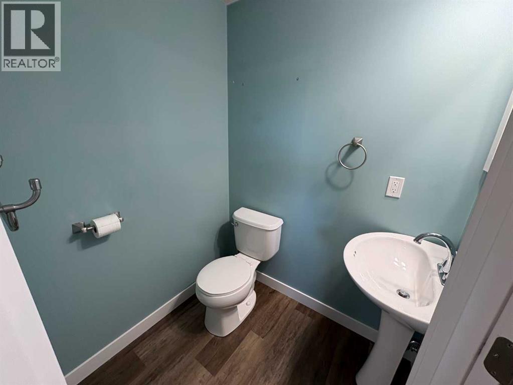 8905 107 Avenue - 10