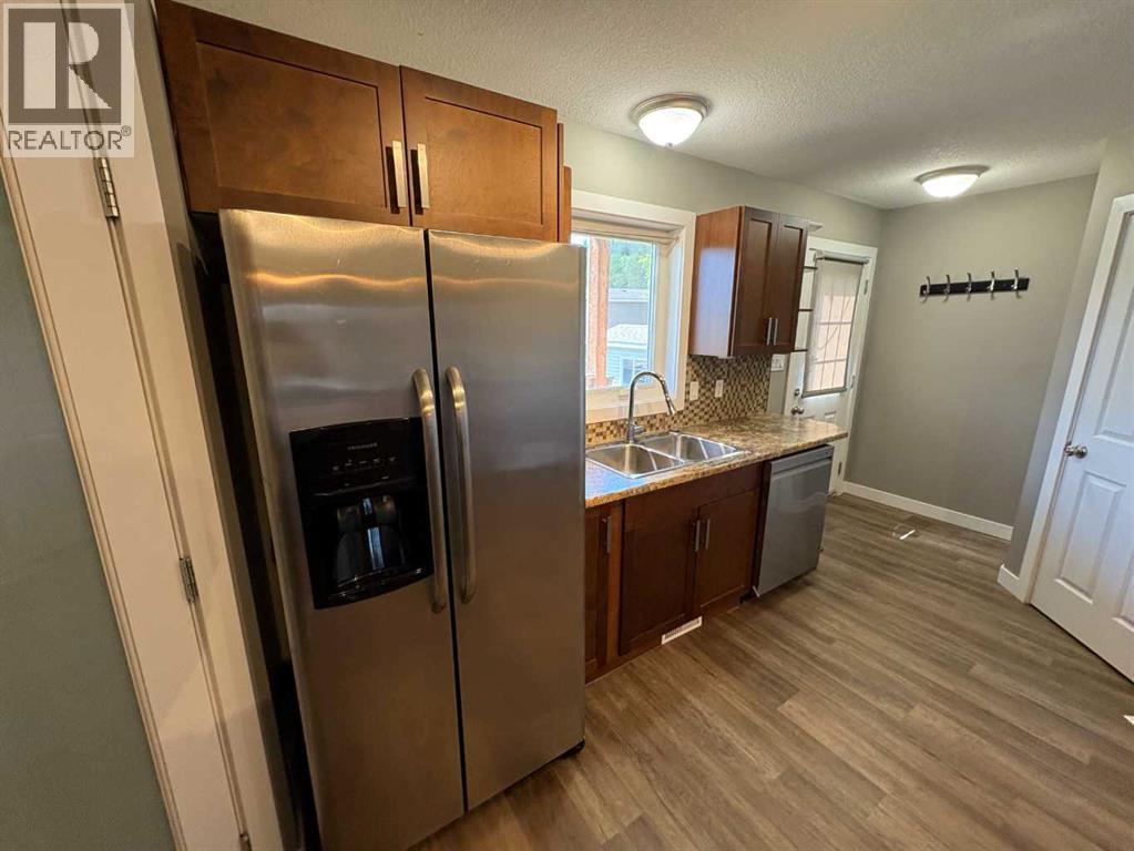 8905 107 Avenue - Image 7