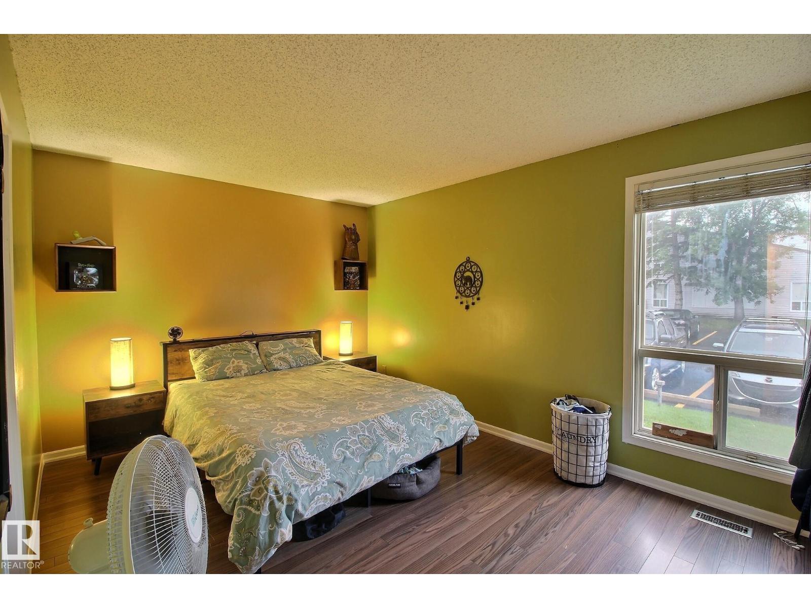 #30 14620 26 ST NW - 12