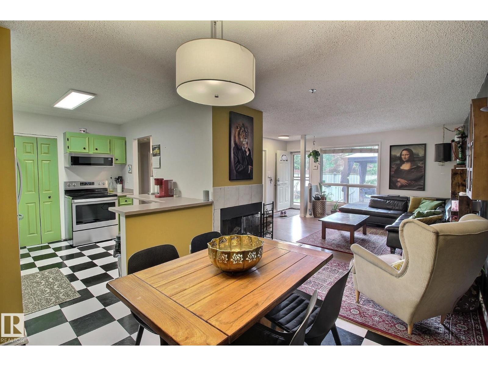 #30 14620 26 ST NW - 21