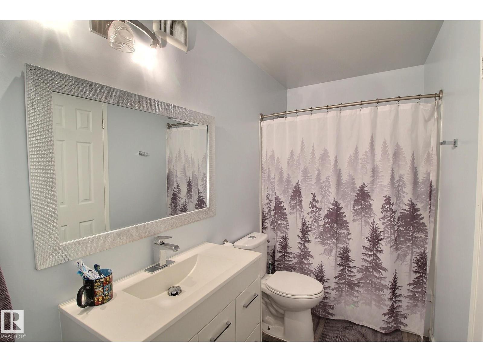 #30 14620 26 ST NW - 17