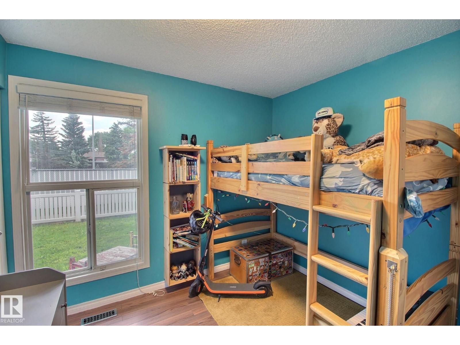 #30 14620 26 ST NW - 15