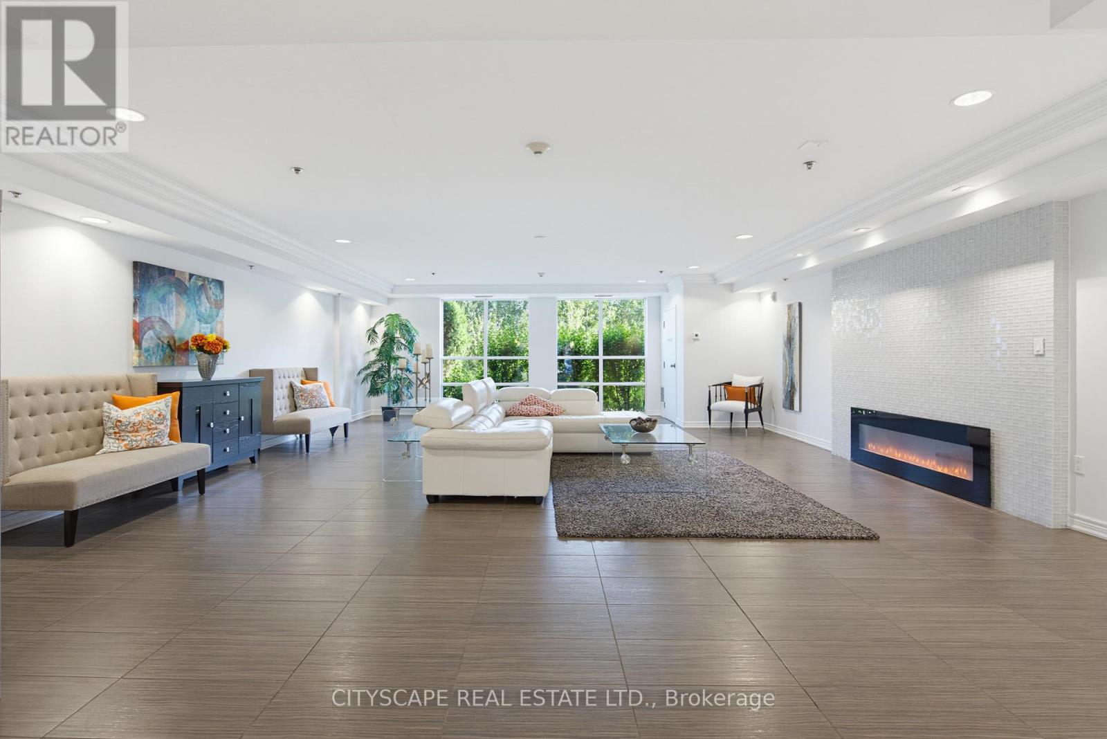#103 1419 COSTIGAN ROAD - 22
