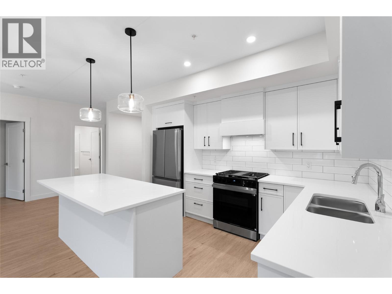 #106 1844 Qu'Appelle Boulevard - 7