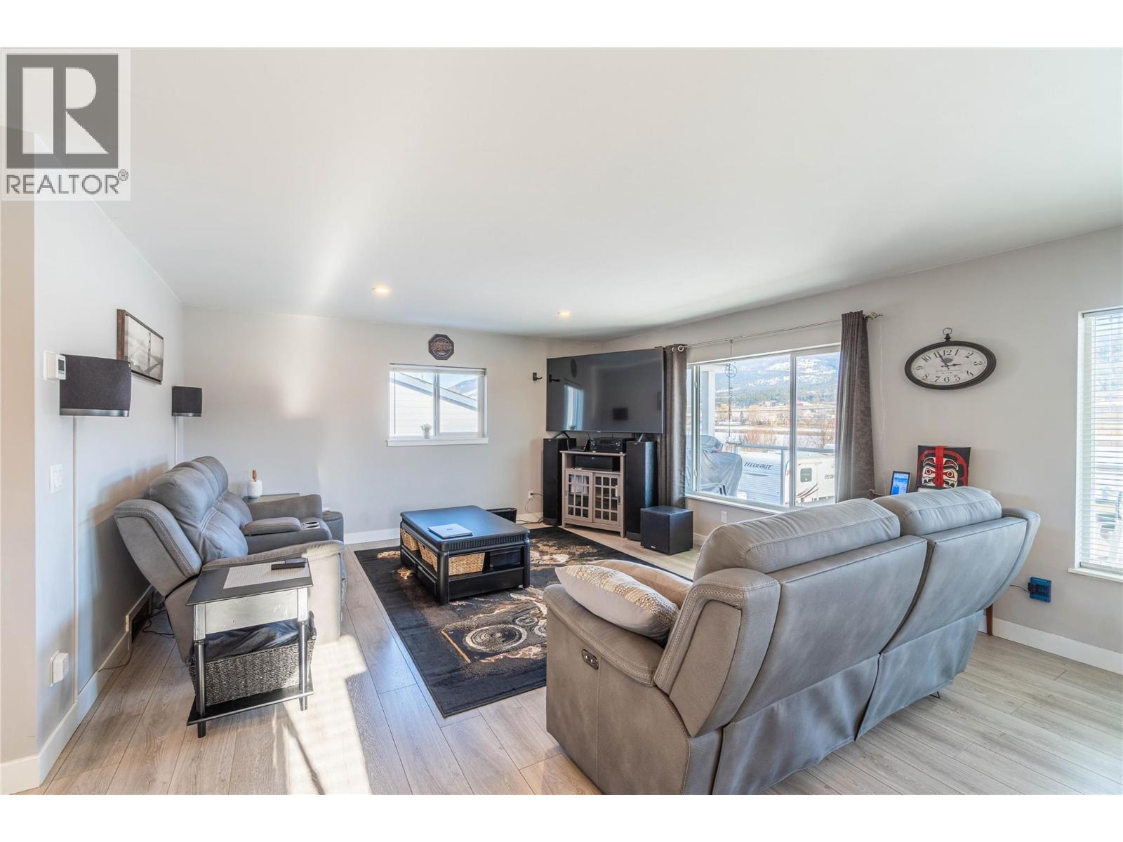 4953 RIVER Road - 13
