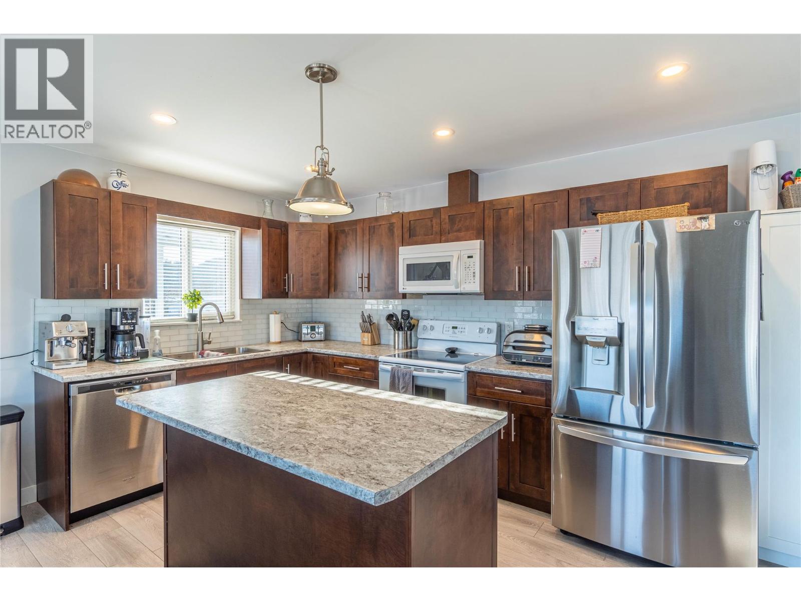 4953 RIVER Road - 6
