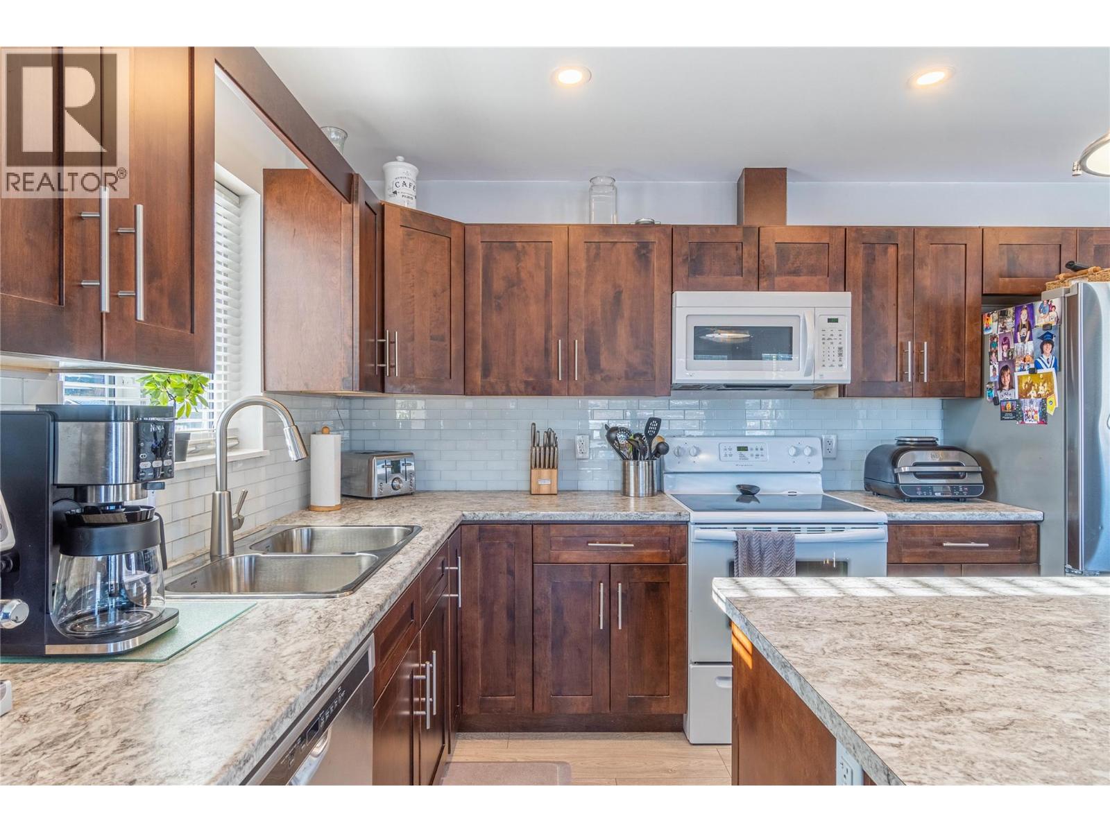 4953 RIVER Road - 7