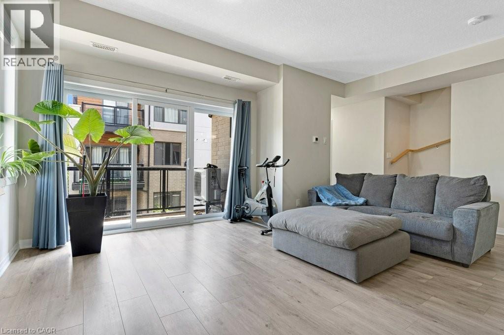 #68 25 ISHERWOOD Avenue - 12