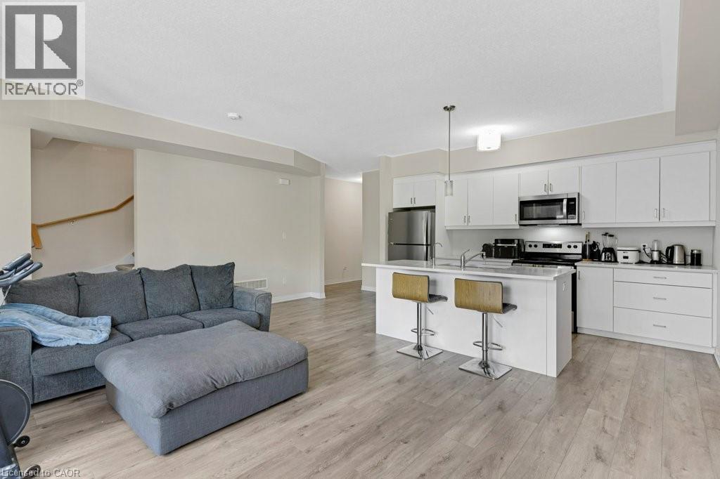 #68 25 ISHERWOOD Avenue - 13
