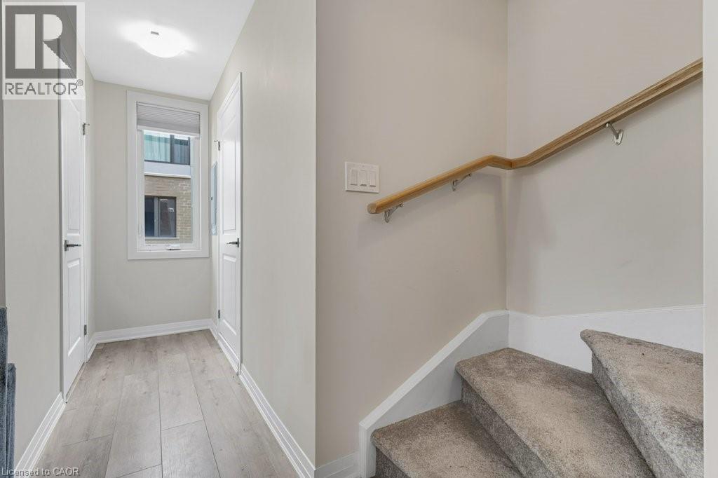 #68 25 ISHERWOOD Avenue - 14