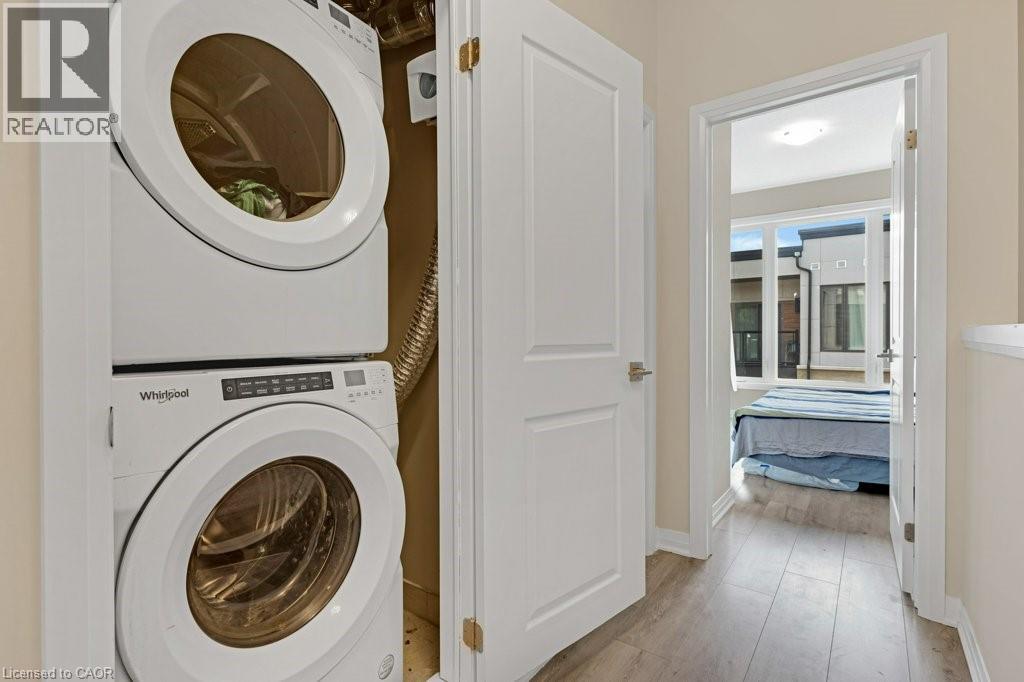 #68 25 ISHERWOOD Avenue - 21