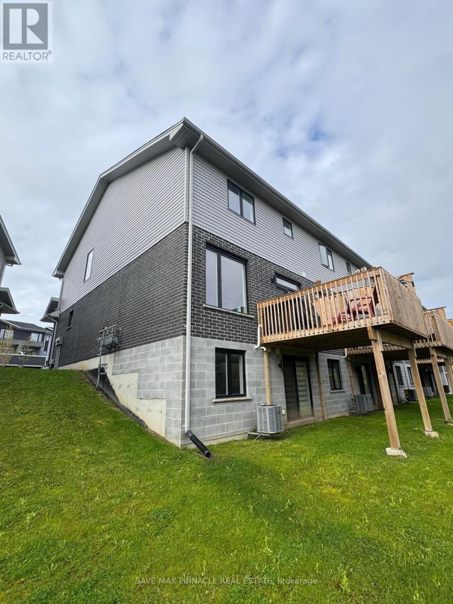 #140 177 EDGEVALLEY ROAD - 26