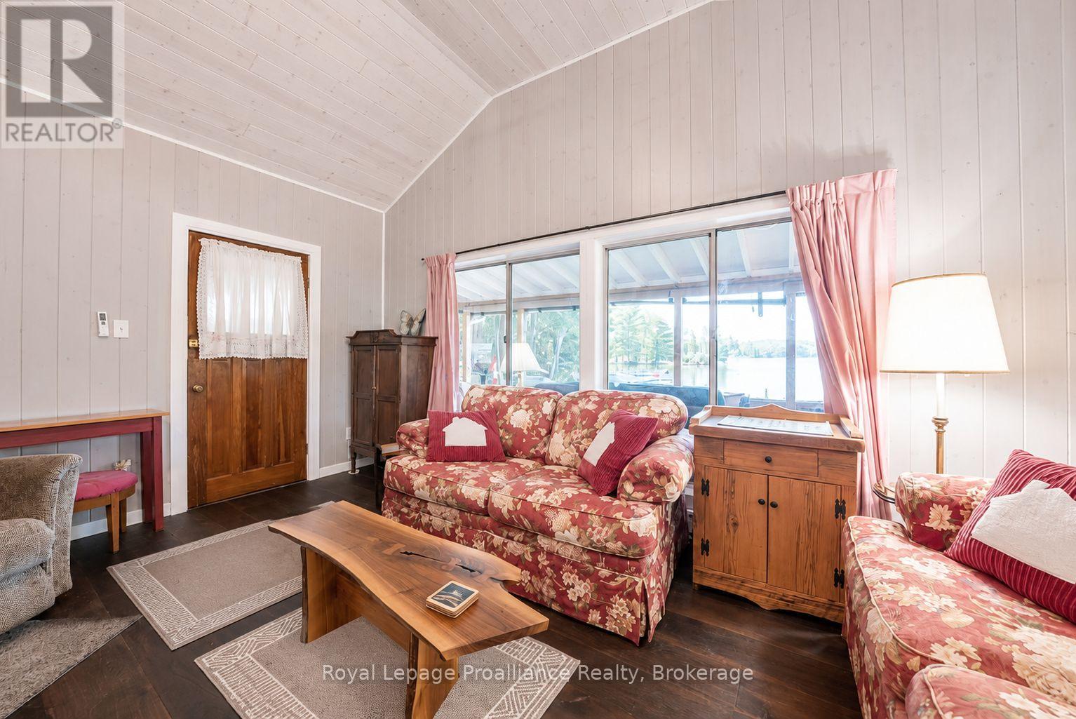1117B TWIN PINE LANE - 11