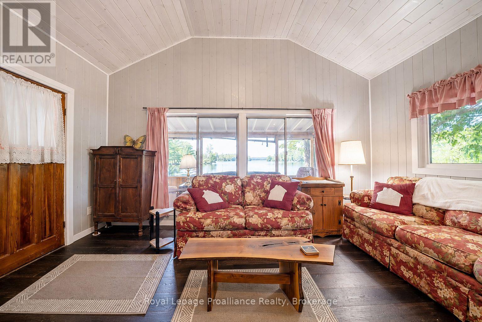 1117B TWIN PINE LANE - 13