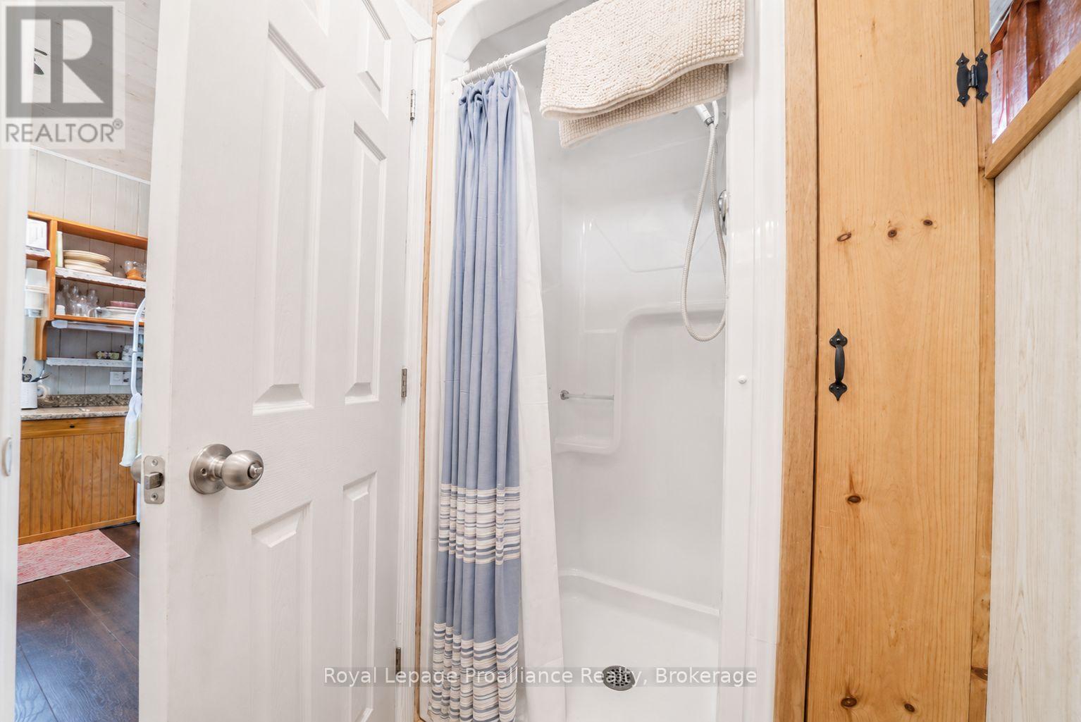 1117B TWIN PINE LANE - 21