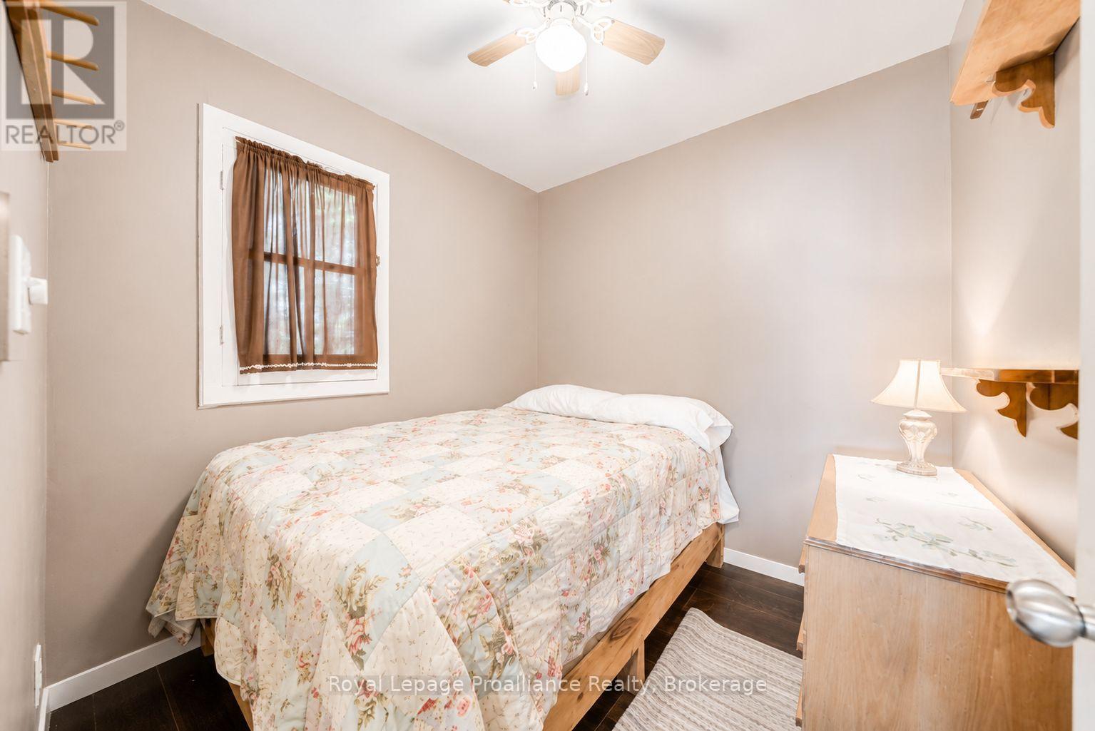 1117B TWIN PINE LANE - 24