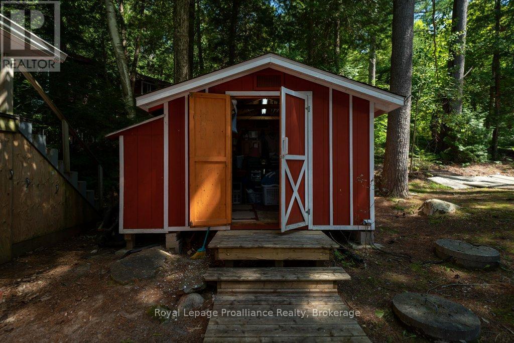 1117B TWIN PINE LANE - 31
