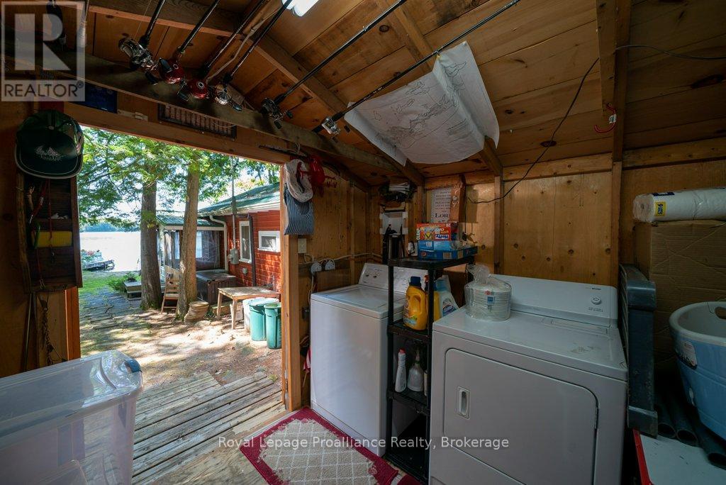 1117B TWIN PINE LANE - 33