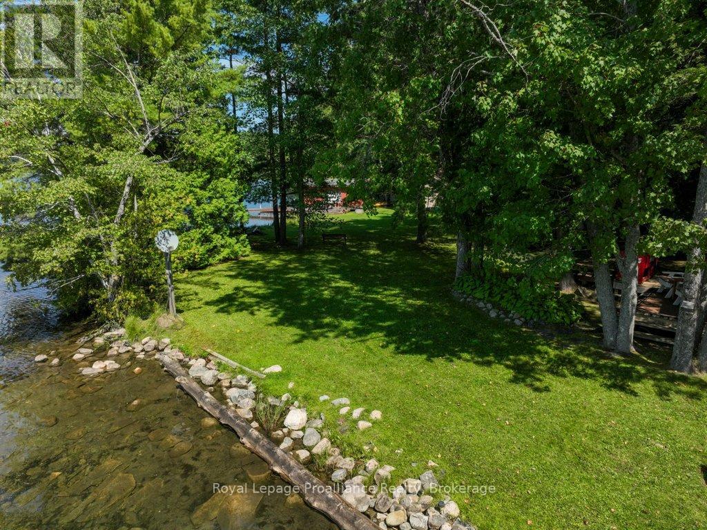1117B TWIN PINE LANE - 42