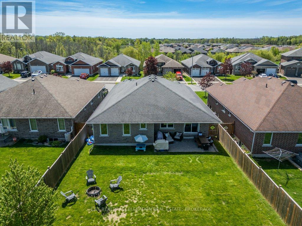 92 HARTWOOD CRESCENT - 45