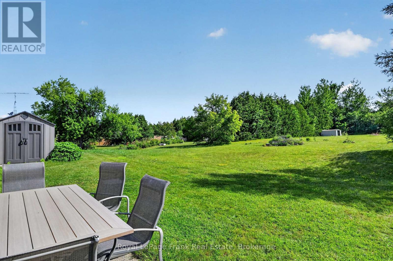 35 GRANDVIEW DRIVE - 25