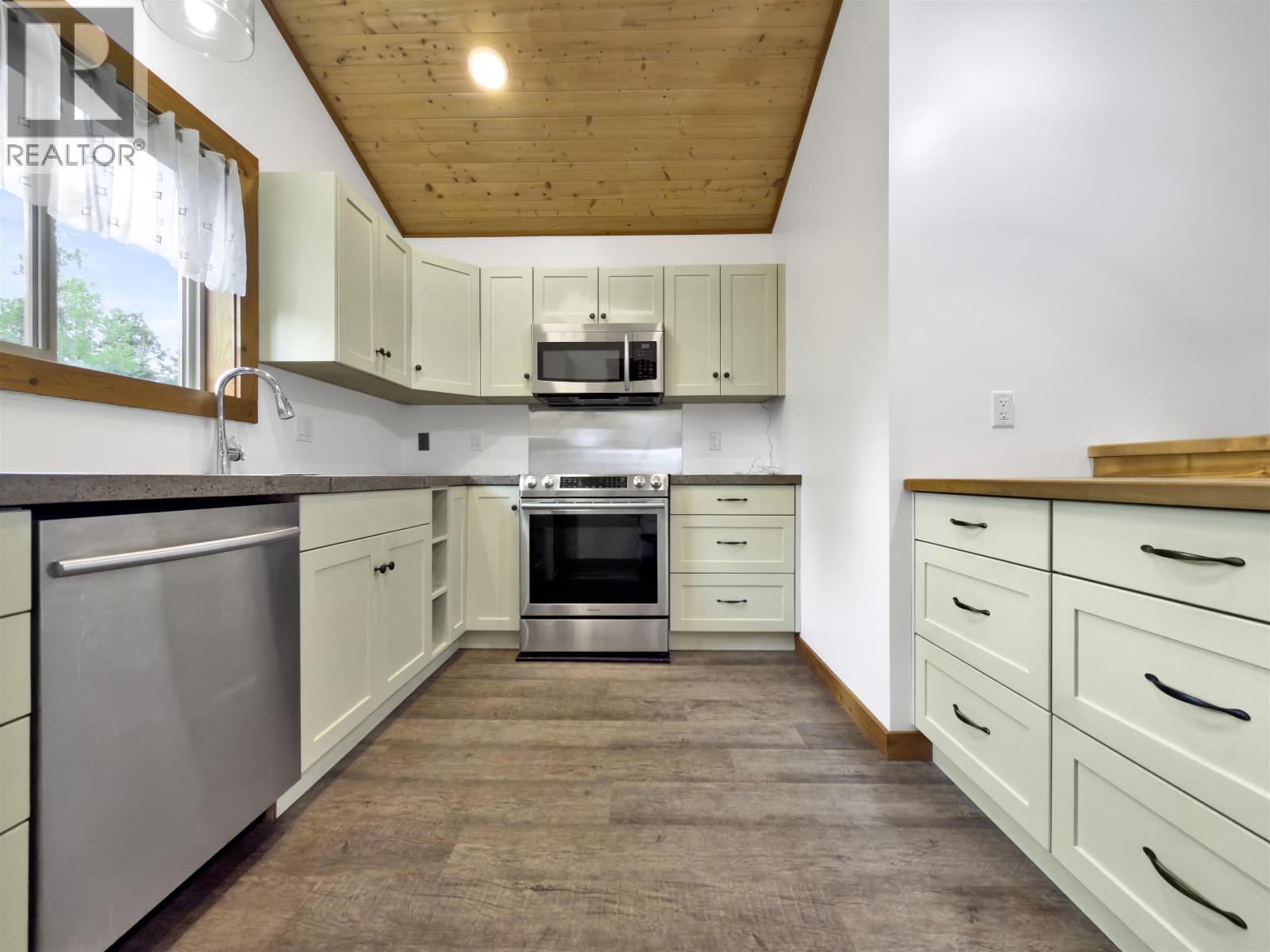 3099 PRITCHARD ROAD - 4